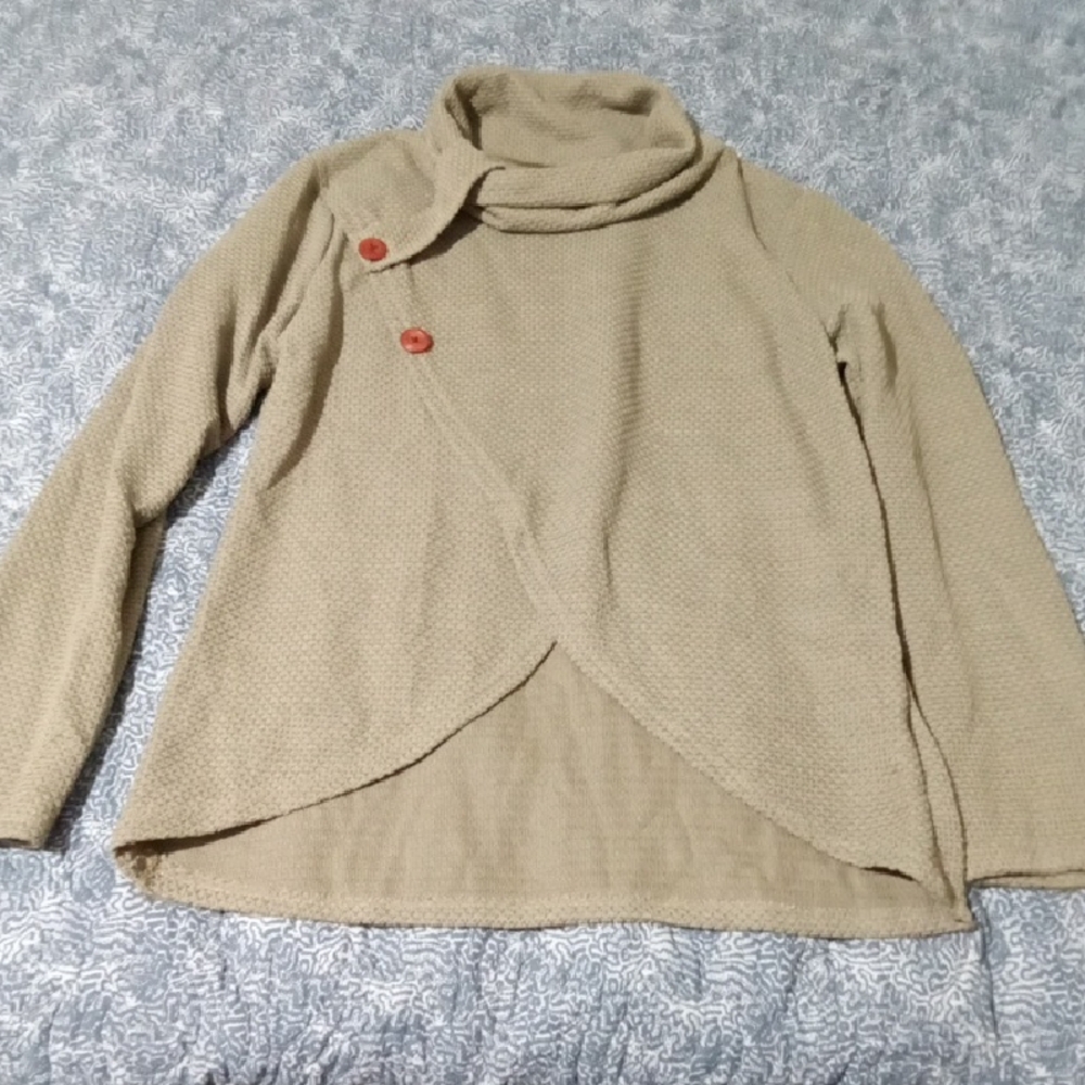 Olive Green Buttoned Women's Sweater